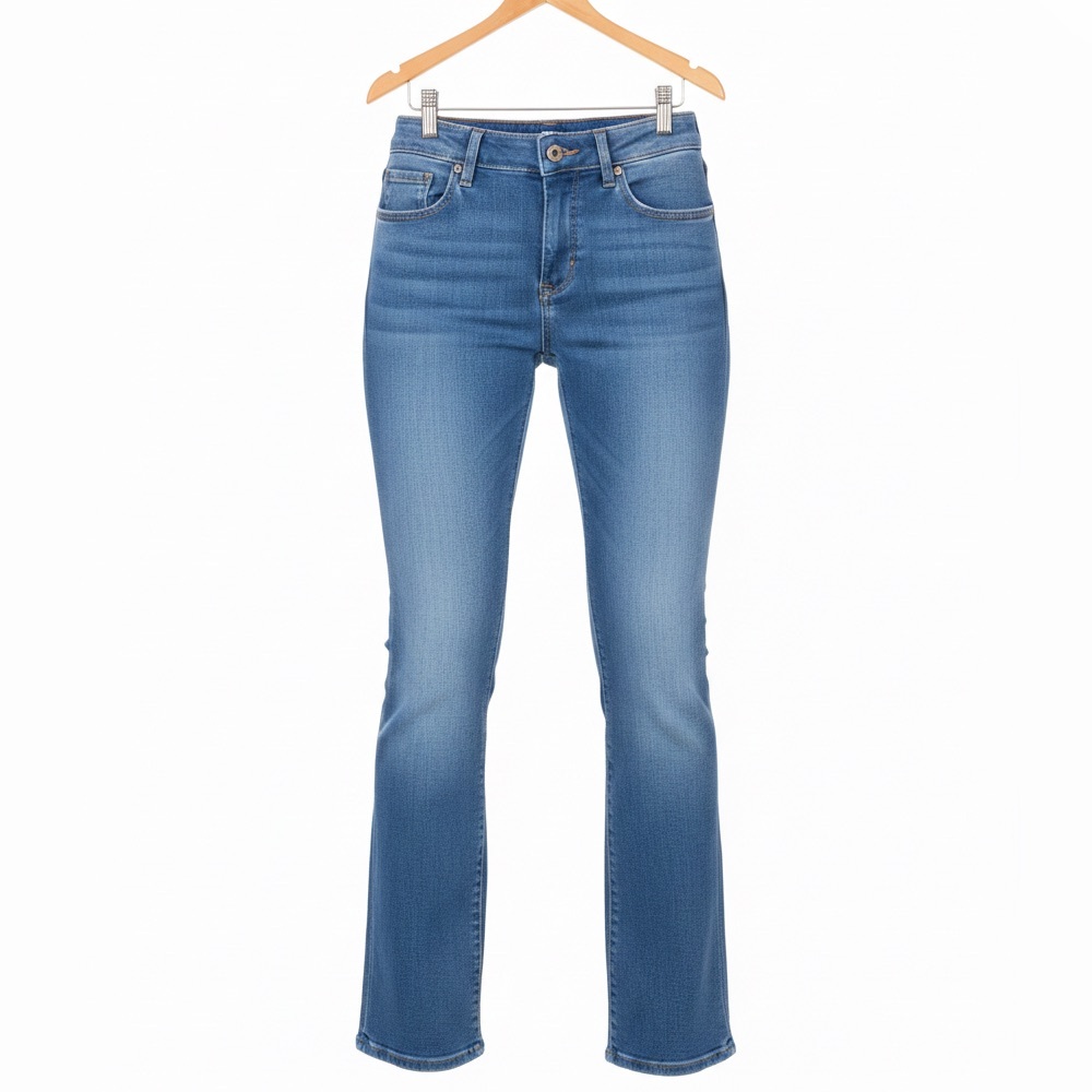 Time and Tru Women's Classic Blue Boot Cut Jeans Stretchy Comfy